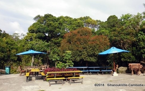 bokor-mountain-waterfall3