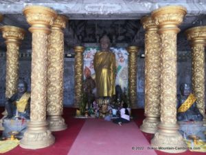 Wat on Bokor Mountain